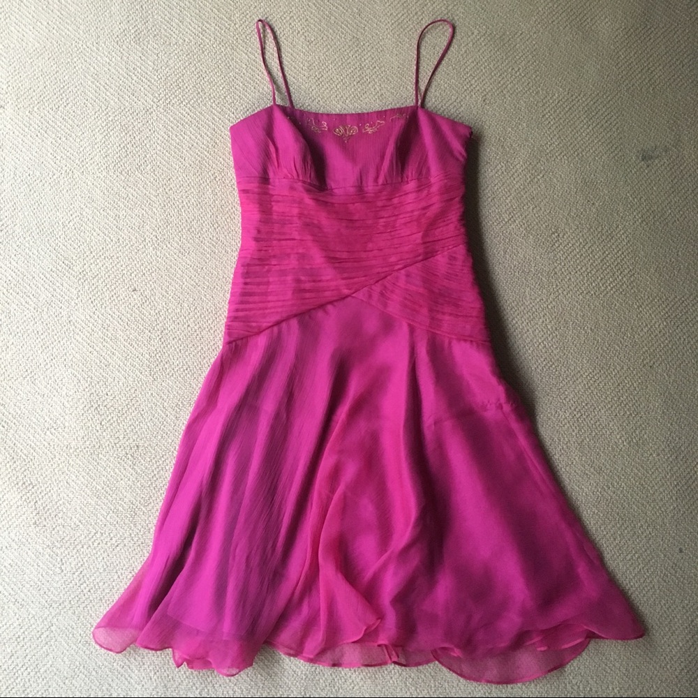 🎈 Laundry Fuchsia Dress Chiffon w/ Embellishments